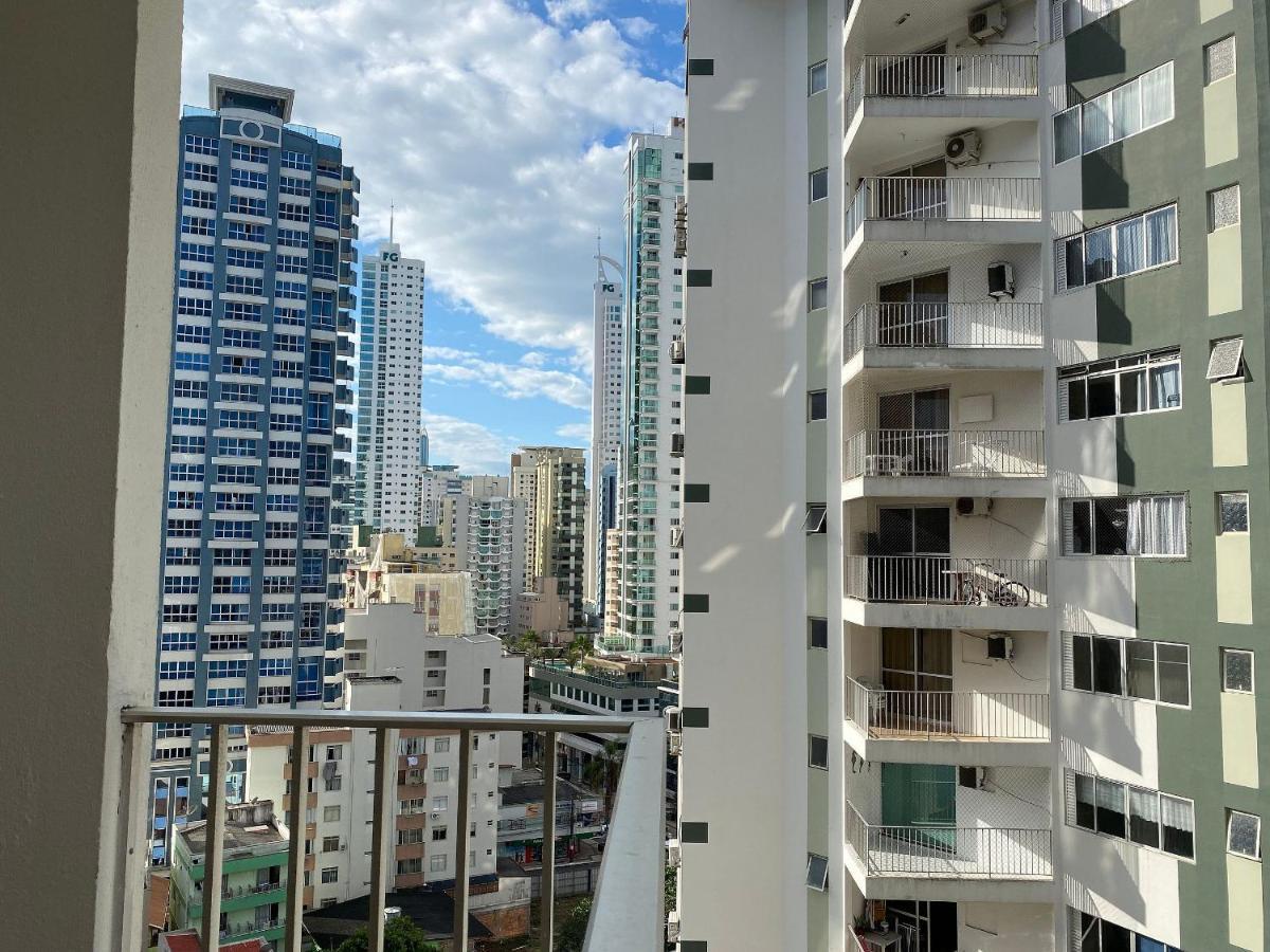 Apartamento CRM18 - Três Dorm, Próximo ao Shopping Atlântico, TV Smart, Garagem, Wi-Fi Balneário Camboriú Exterior foto