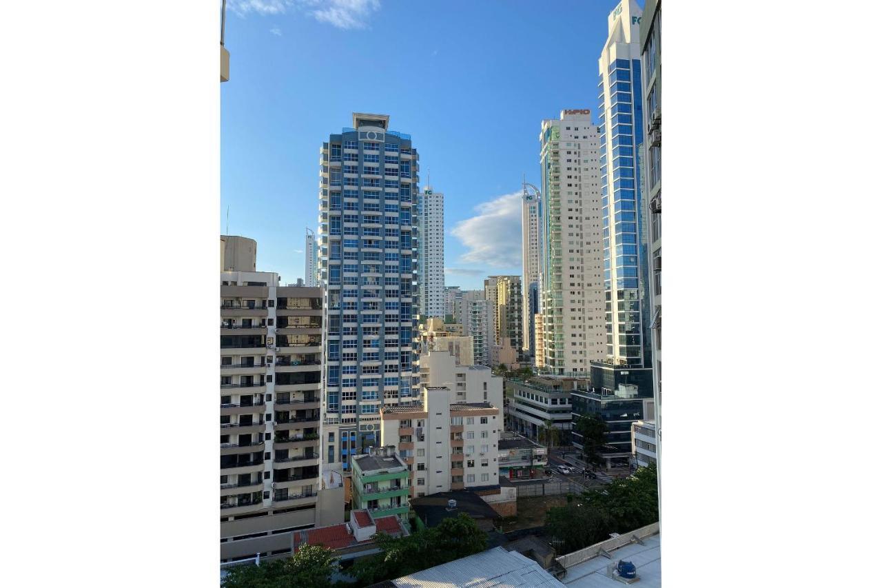 Apartamento CRM18 - Três Dorm, Próximo ao Shopping Atlântico, TV Smart, Garagem, Wi-Fi Balneário Camboriú Exterior foto